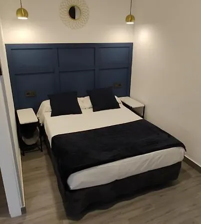 Montes Guest house *
